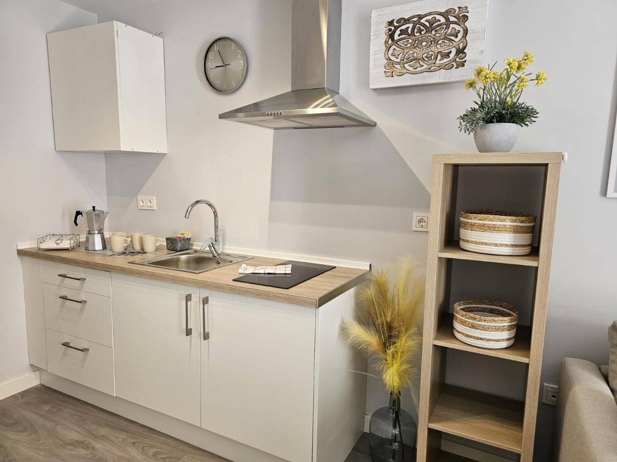Imeda Apartamentos Piedra Santa غرناطة المظهر الخارجي الصورة