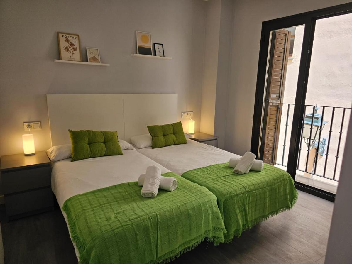 Imeda Apartamentos Piedra Santa غرناطة المظهر الخارجي الصورة
