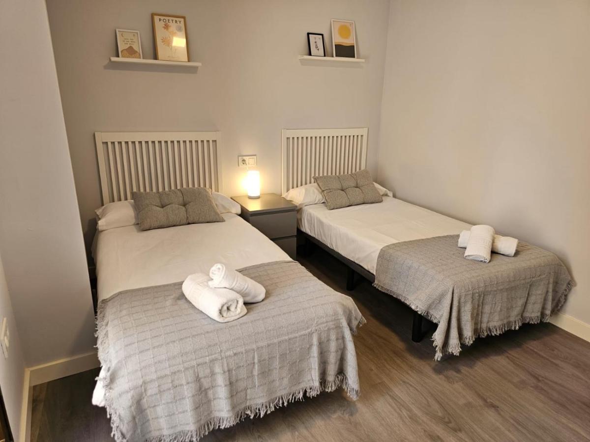 Imeda Apartamentos Piedra Santa غرناطة المظهر الخارجي الصورة