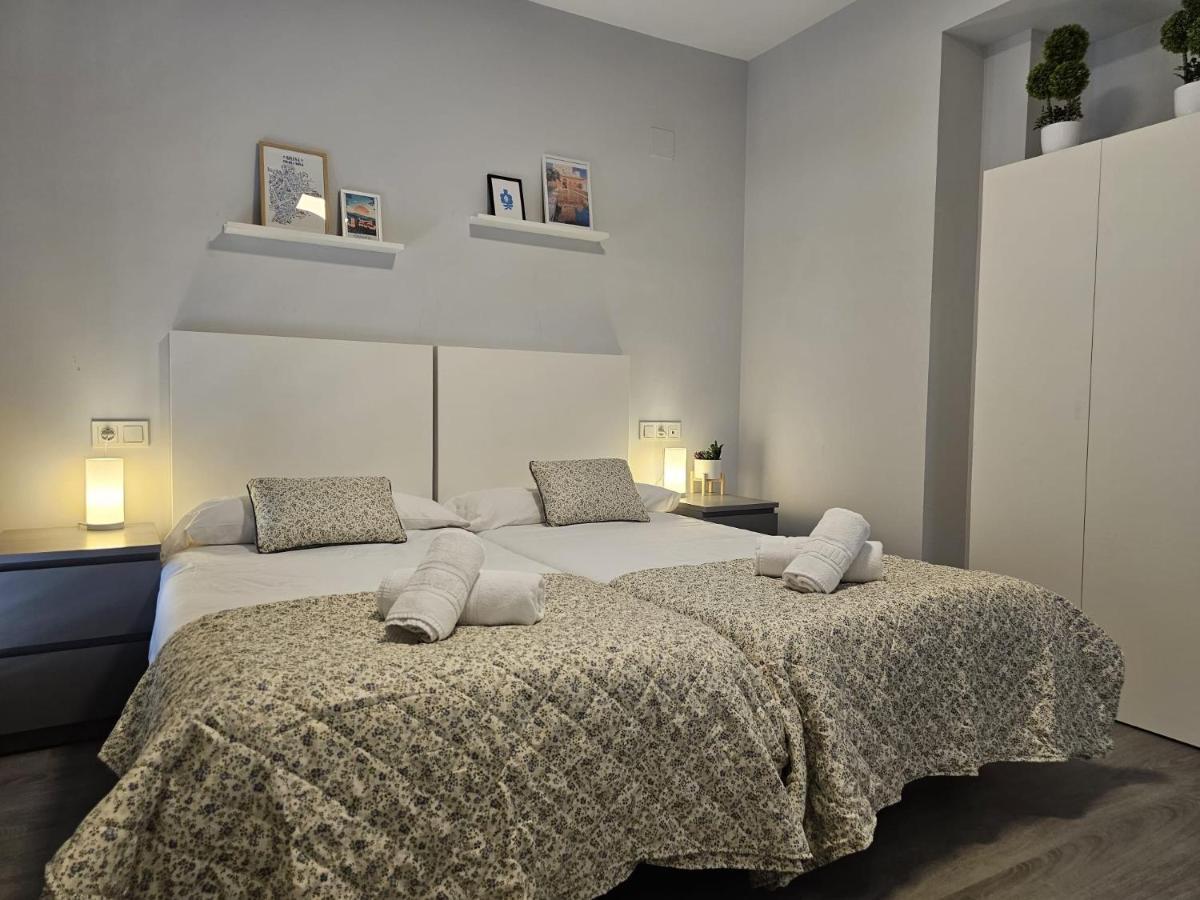 Imeda Apartamentos Piedra Santa غرناطة المظهر الخارجي الصورة