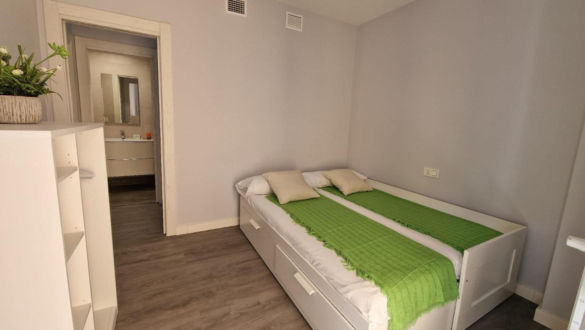 Imeda Apartamentos Piedra Santa غرناطة المظهر الخارجي الصورة